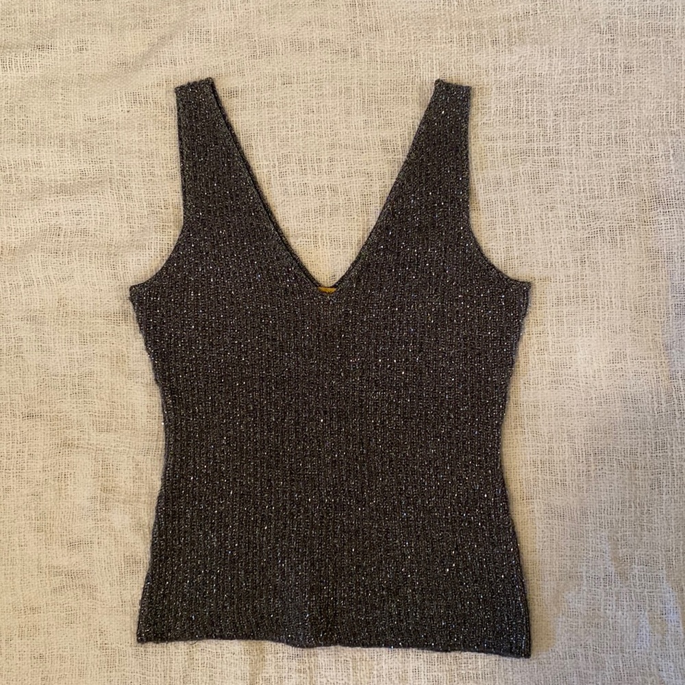DONNA KARAN SIGNATIRE - Silver Metallic Beaded Knit Top